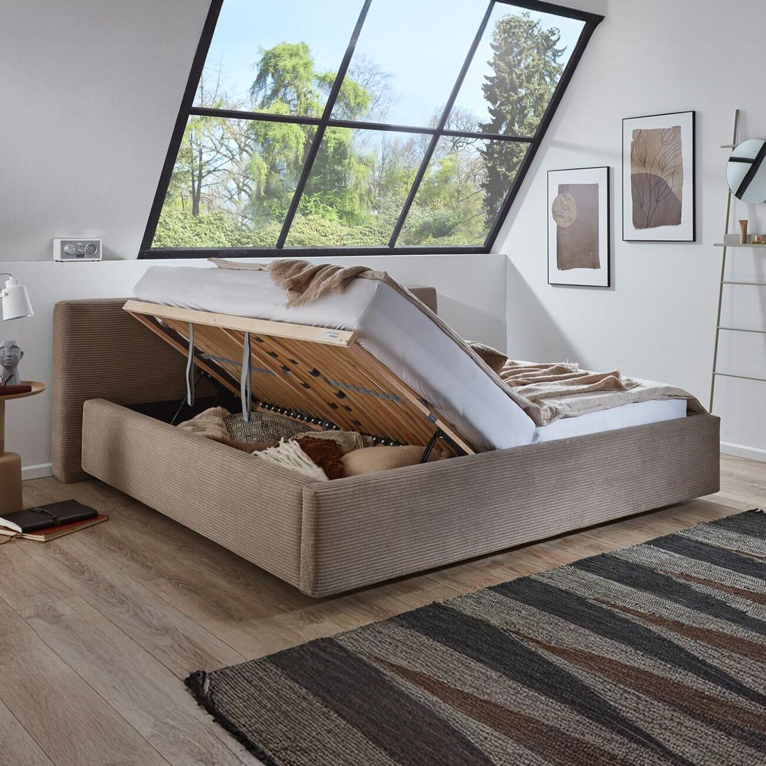 Polsterbett Dorisa Cord mit Bettkasten und Lattenrost