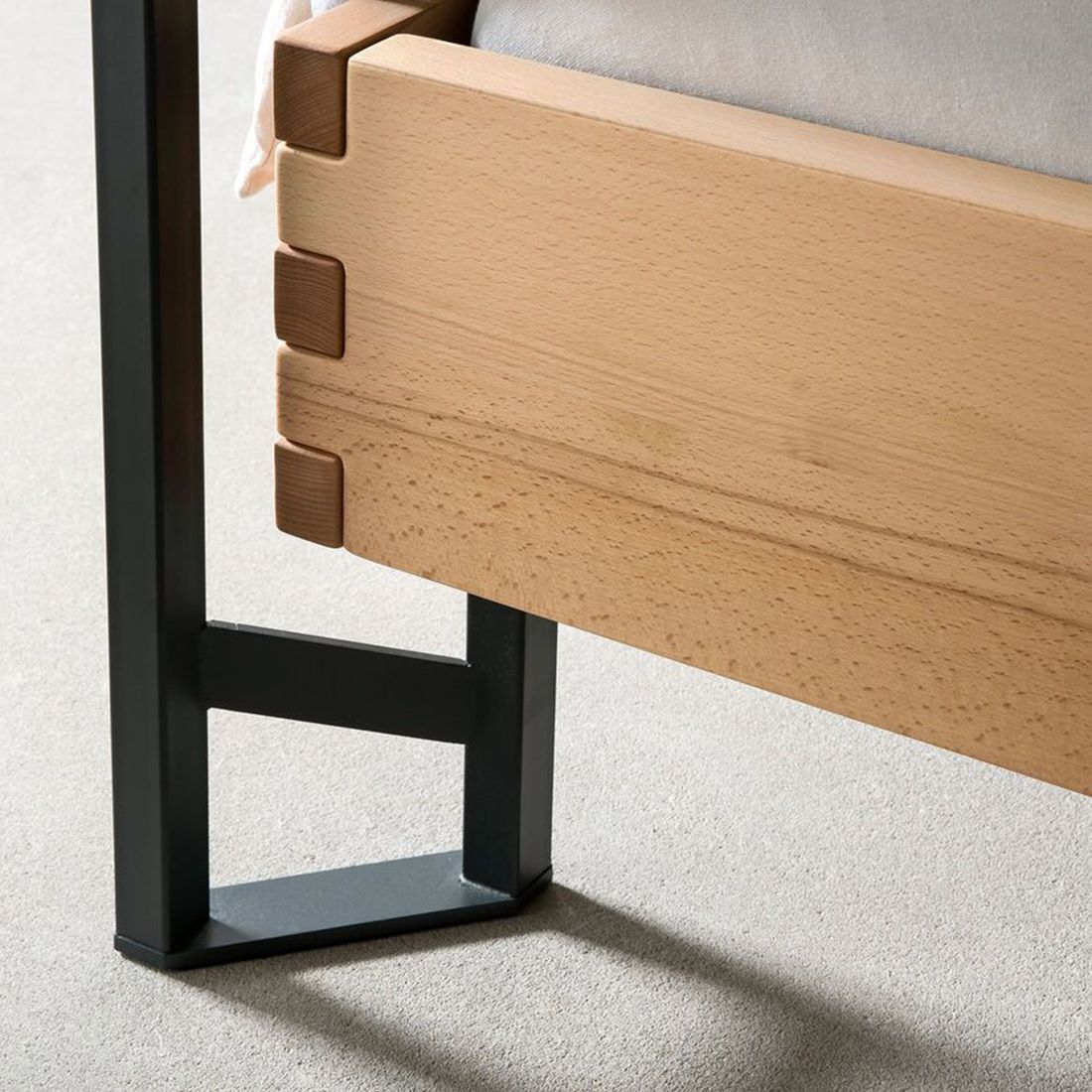 Himmelbett Joris Wildbuche Massivholz