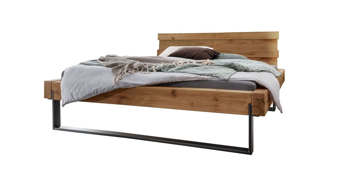 HOMELIV. Balkenbett Sao Komfort Wildeiche Massivholz