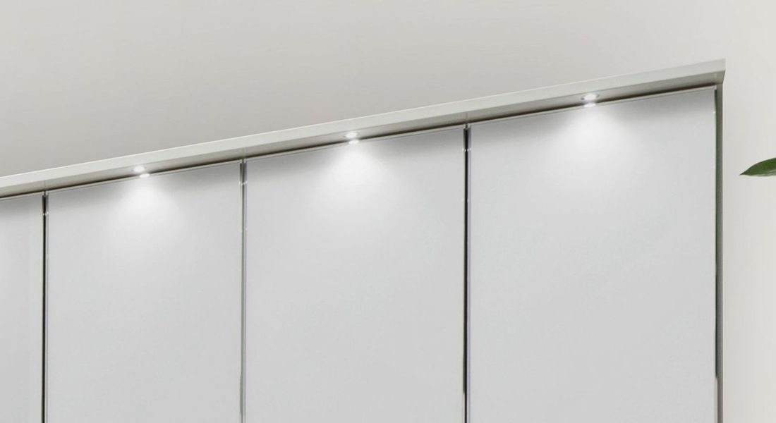 Drehtüren-Kleiderschrank Shanvalley mit Glasfront und Schubladen