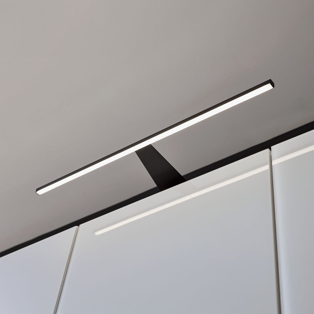 Interliving LED-Aufbauleuchte 1033