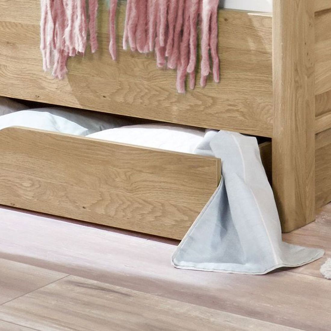 Bett Bloomfield Komfort Eiche teilmassiv mit Schubkasten