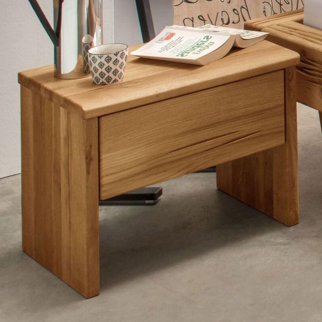 HOMELIV. Nachttisch Rigolato Wildeiche Massivholz H 42cm