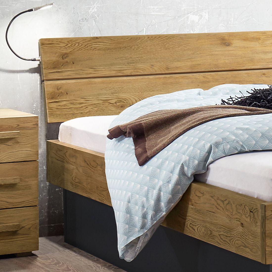 Bett Boa Vista Komfort Wildeiche Vintage Massivholz mit Bettkasten
