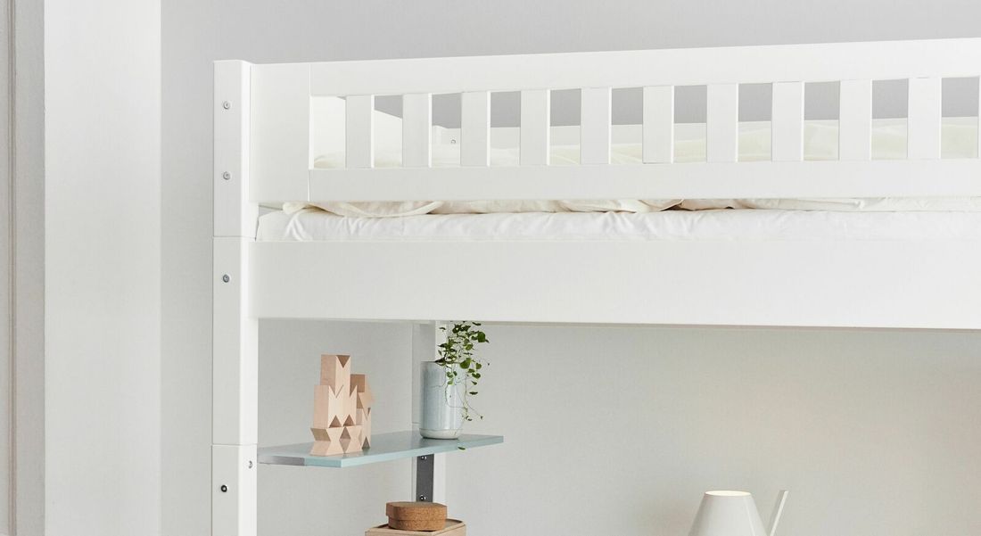Maxi-Hochbett Kids Town Design Buche teilmassiv mit Lattenrost