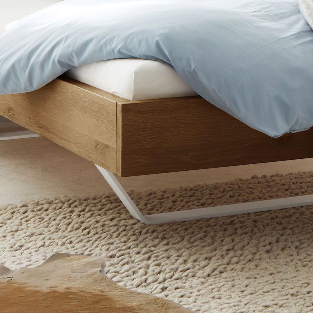 Bett Nakiri Wildeiche Massivholz