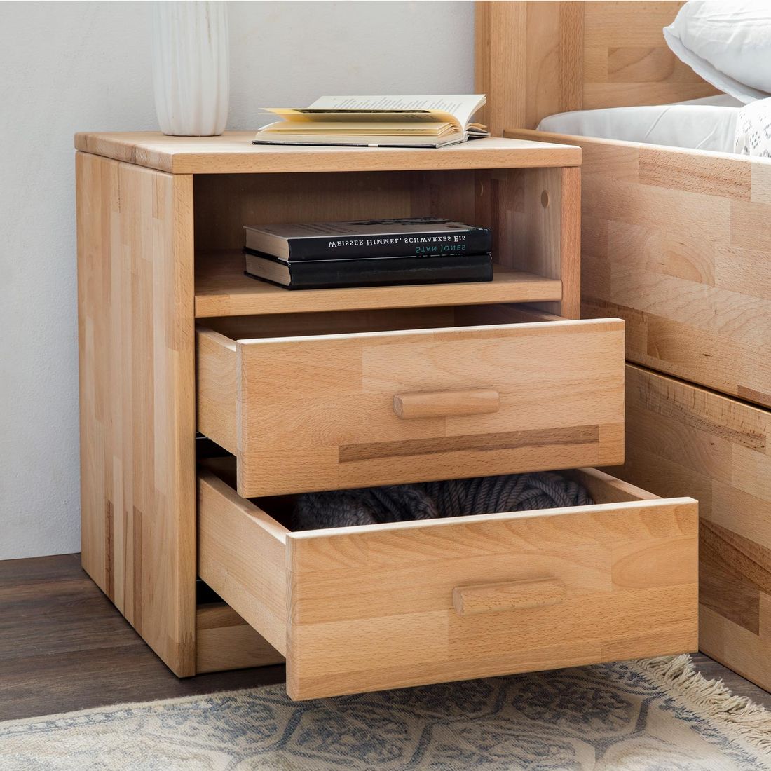 HOMELIV. Nachttisch Luise Kernbuche Massivholz H 48cm