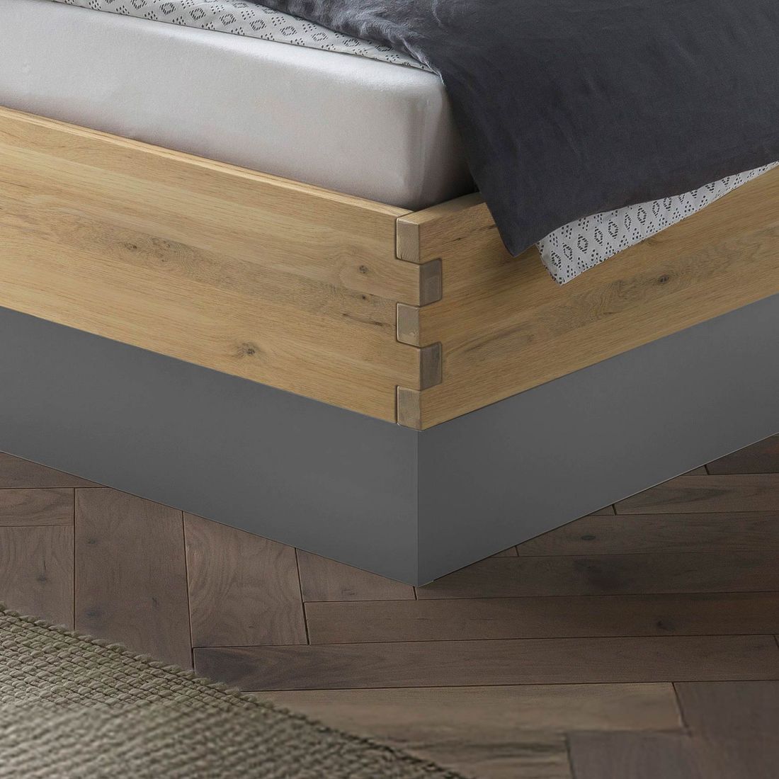 Bett Larus Komfort Wildeiche Massivholz mit Bettkasten