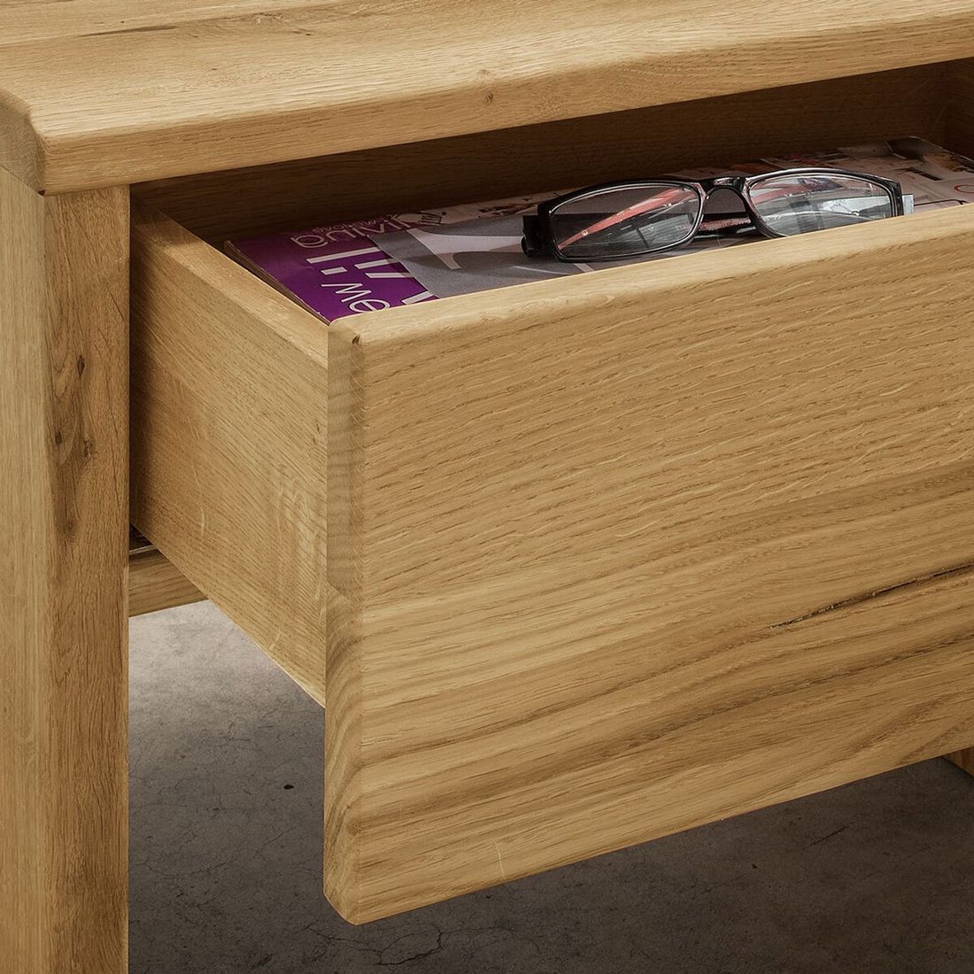 HOMELIV. Nachttisch Monapo Wildeiche Massivholz H 42cm