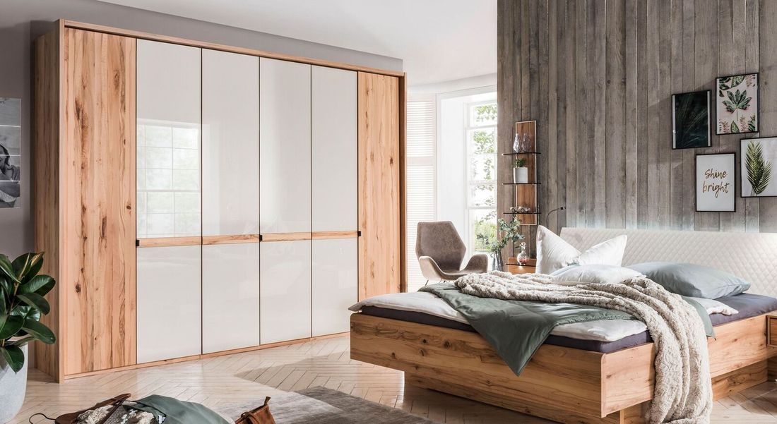 Drehtüren-Kleiderschrank Leandra Kernbuche teilmassiv mit Glasfront