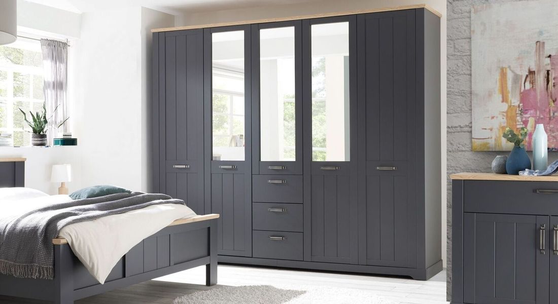 Drehtüren-Kleiderschrank Doriga mit Spiegel und Schubladen