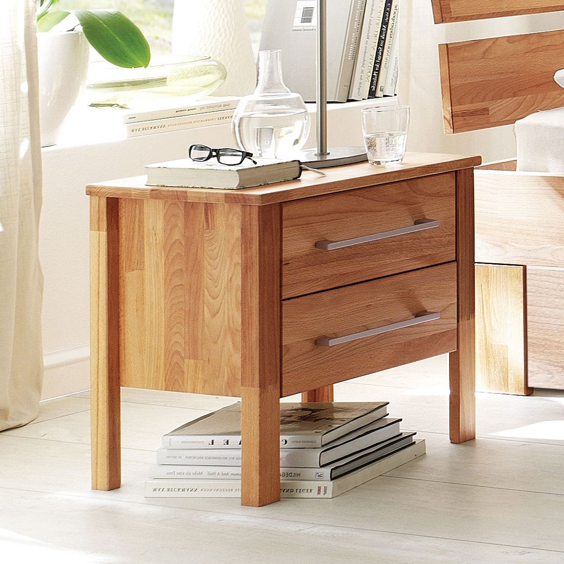 HOMELIV. Nachttisch Halvar Kernbuche Massivholz H 45cm