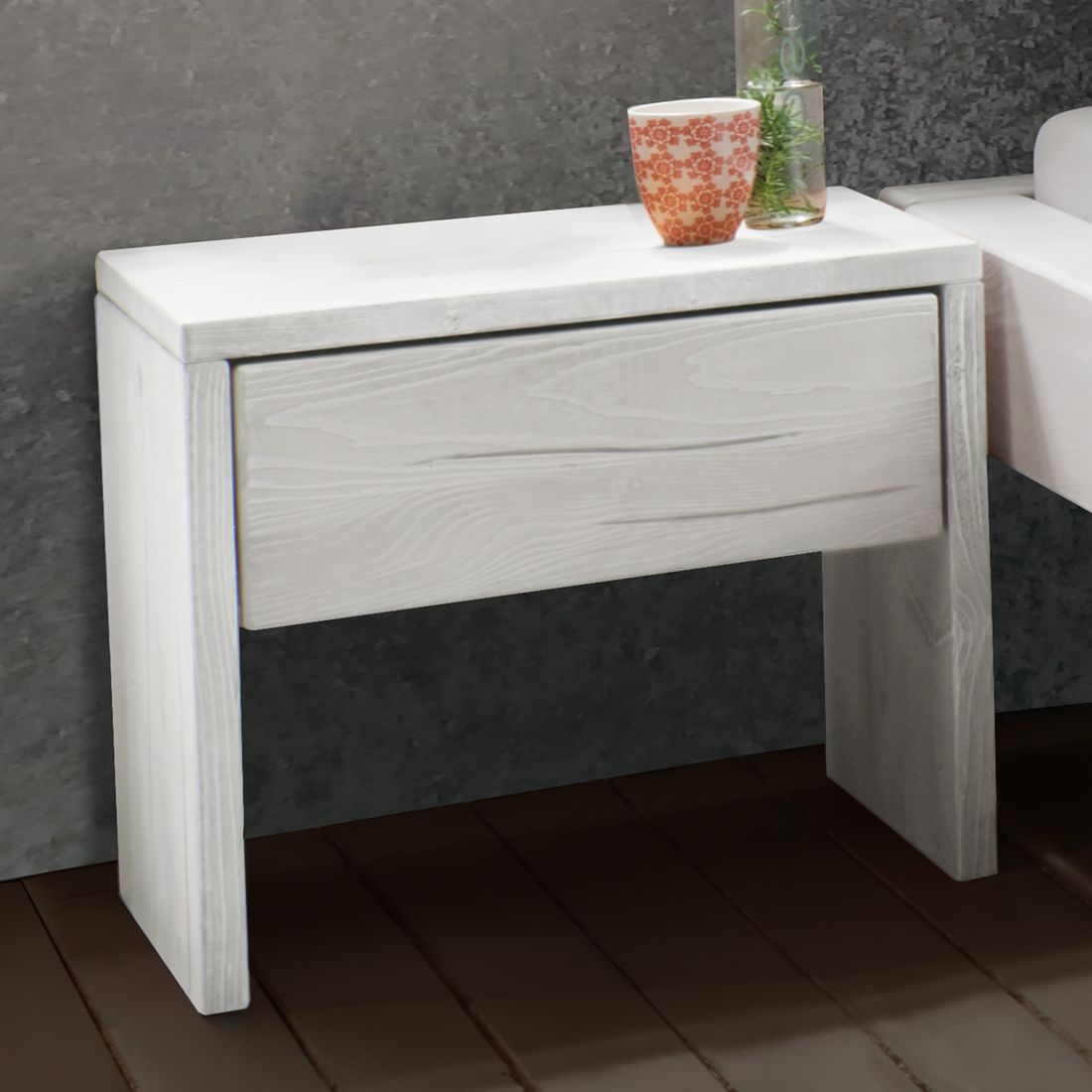 Nachttisch Tiaki Kiefer Massivholz H 46cm