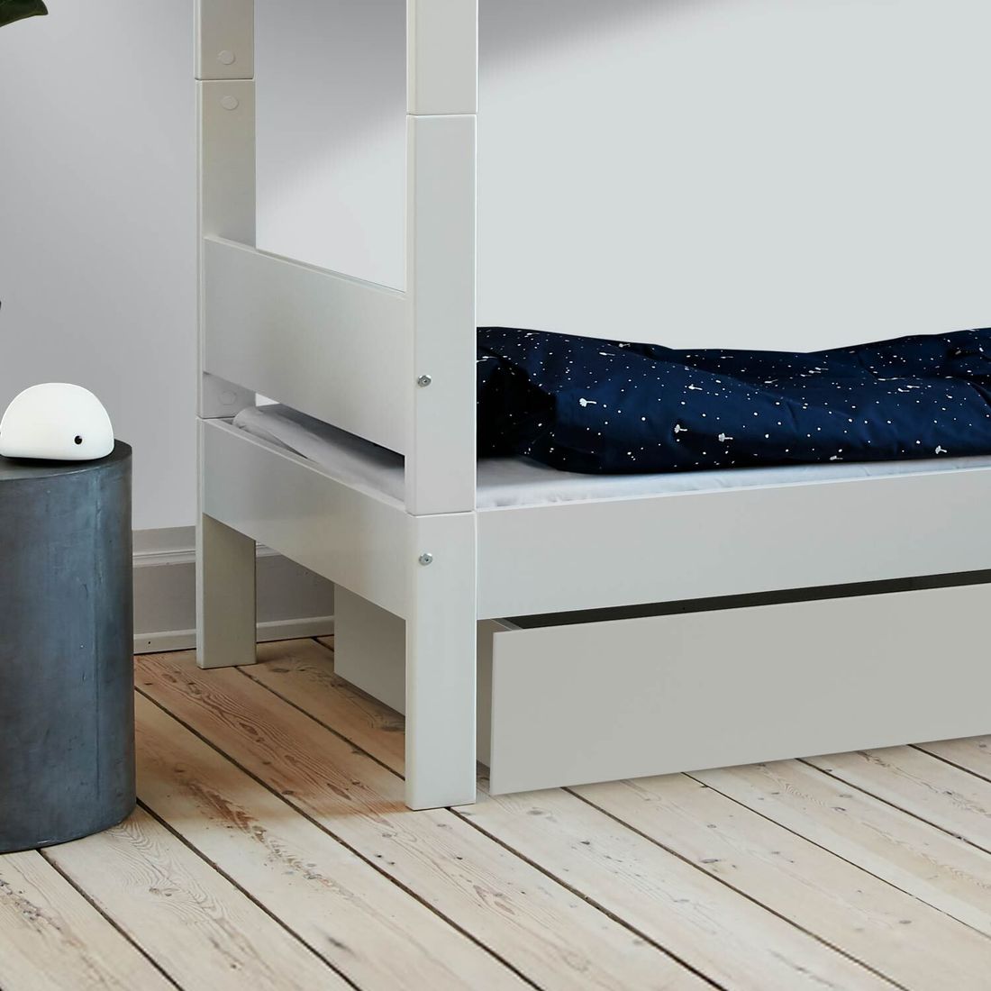 Etagenbett Tacora Buche teilmassiv mit Lattenrost und Schubkasten 90x200cm