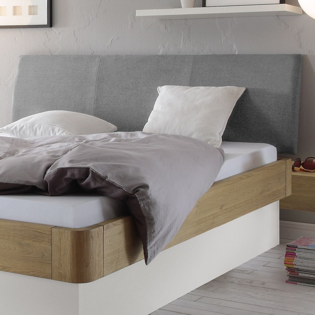 Bett Majuro Komfort Eiche Massivholz mit Bettkasten