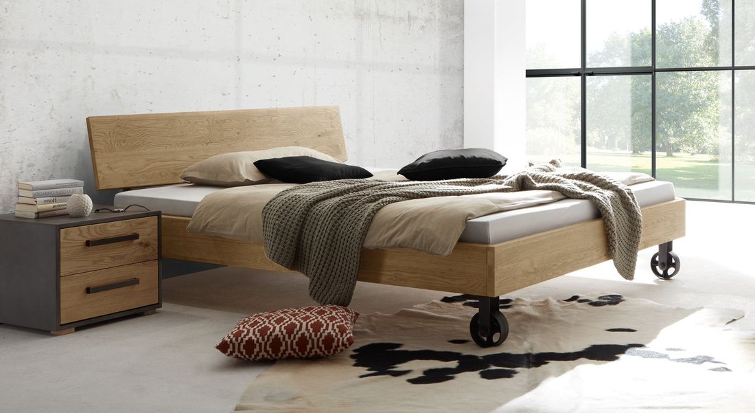 Bett Santo Wildeiche Massivholz