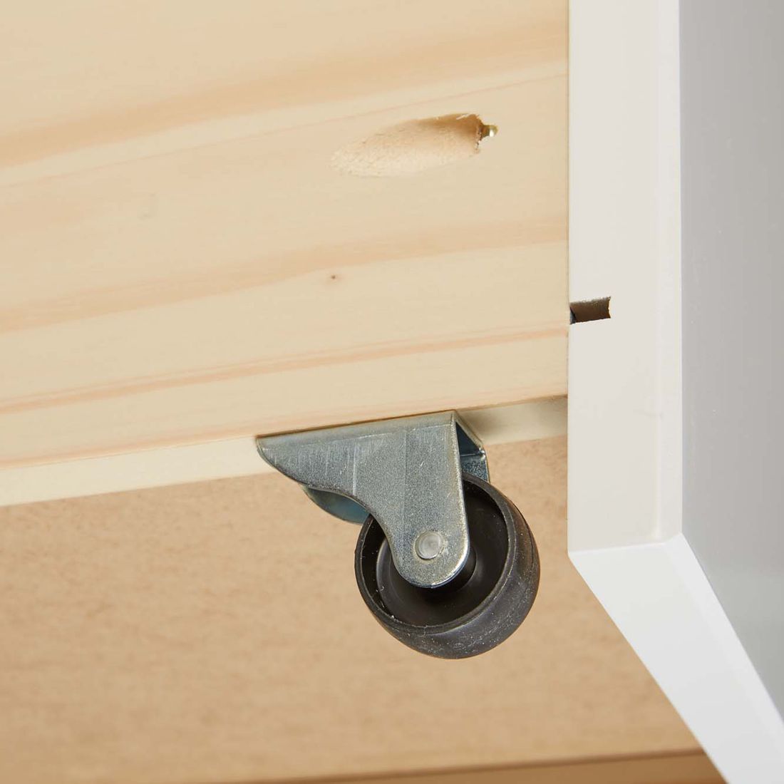 Bett Saffar Komfort Kiefer Massivholz mit Schubkasten