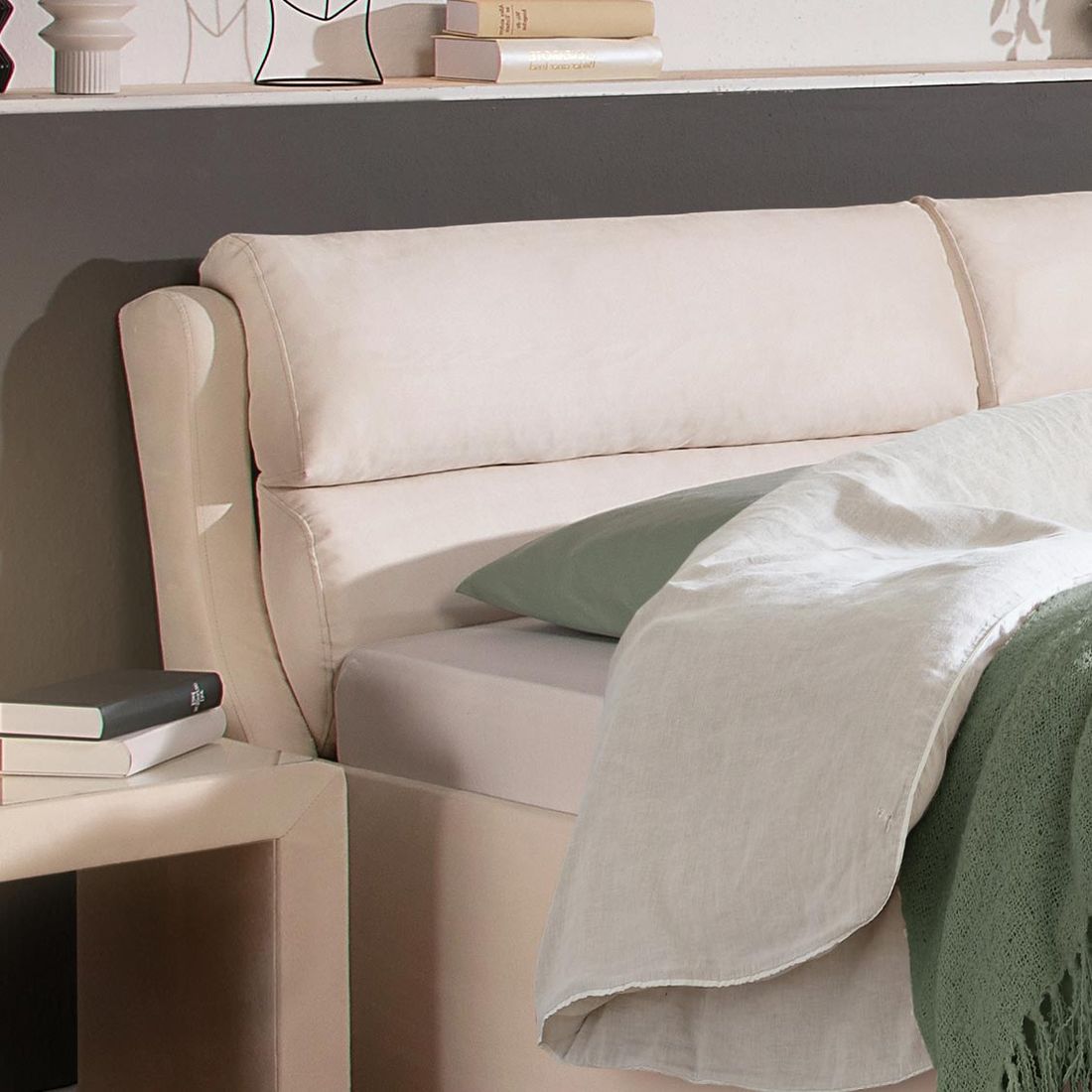 Polsterbett Cremona Microvelours mit Bettkasten