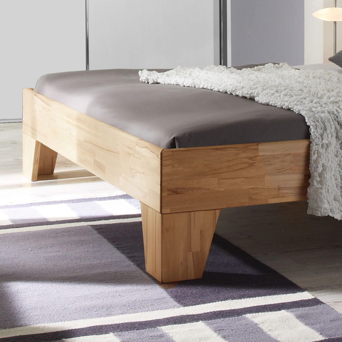Bett Treyve Kernbuche Massivholz