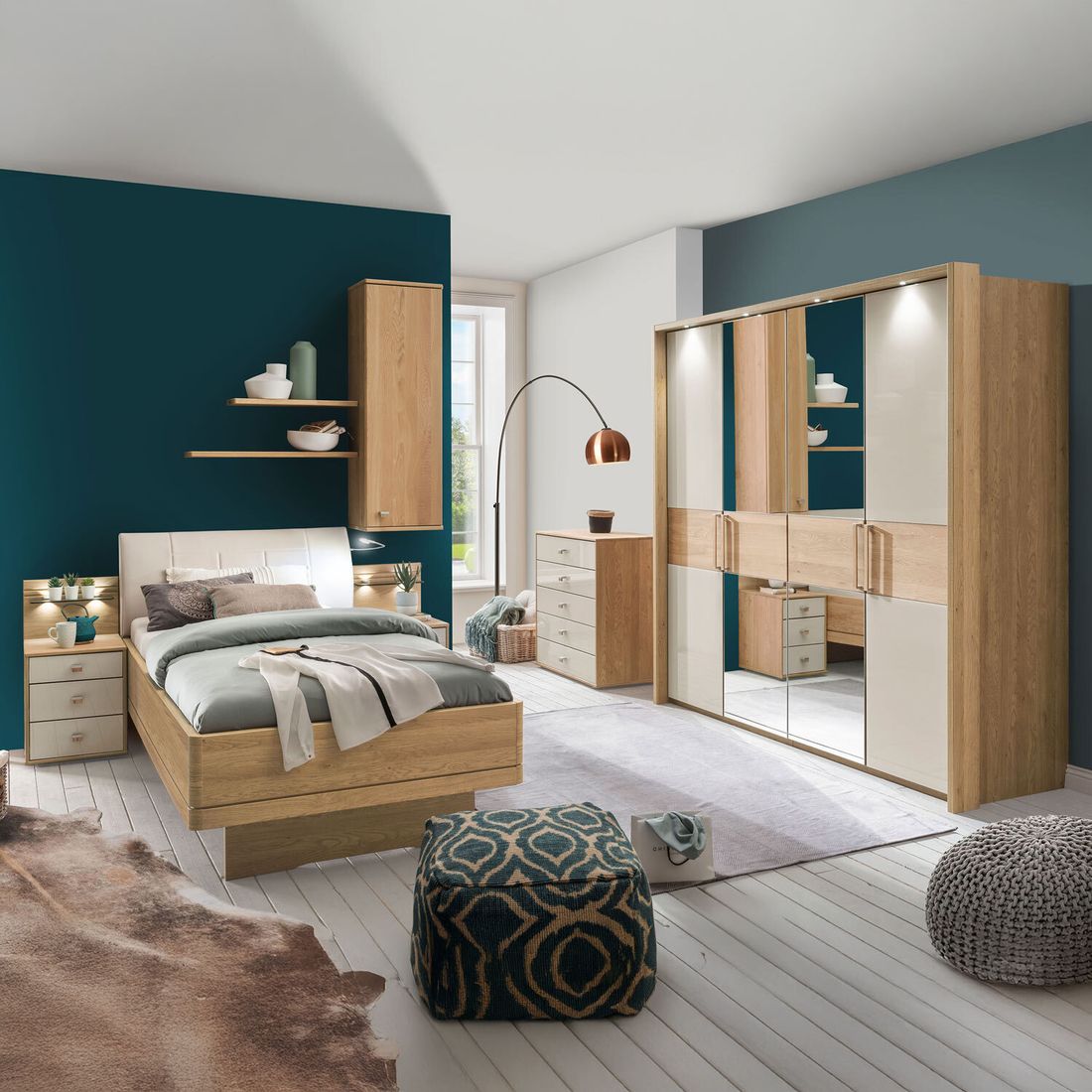 Sideboard Ayla Eiche teilmassiv mit Schubladen