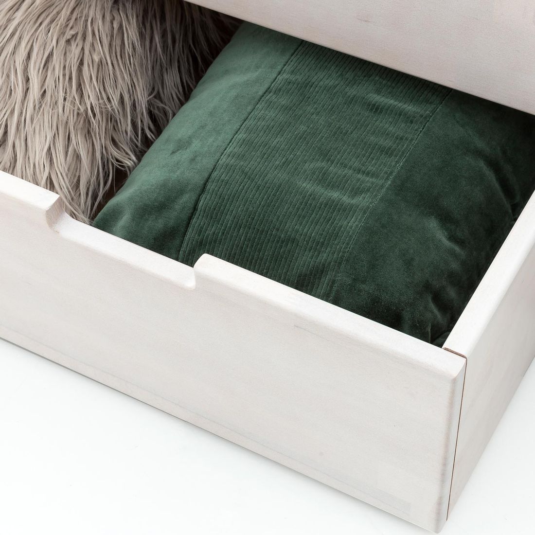 HOMELIV. Bett Valor Komfort Kernbuche Massivholz mit Schubkasten