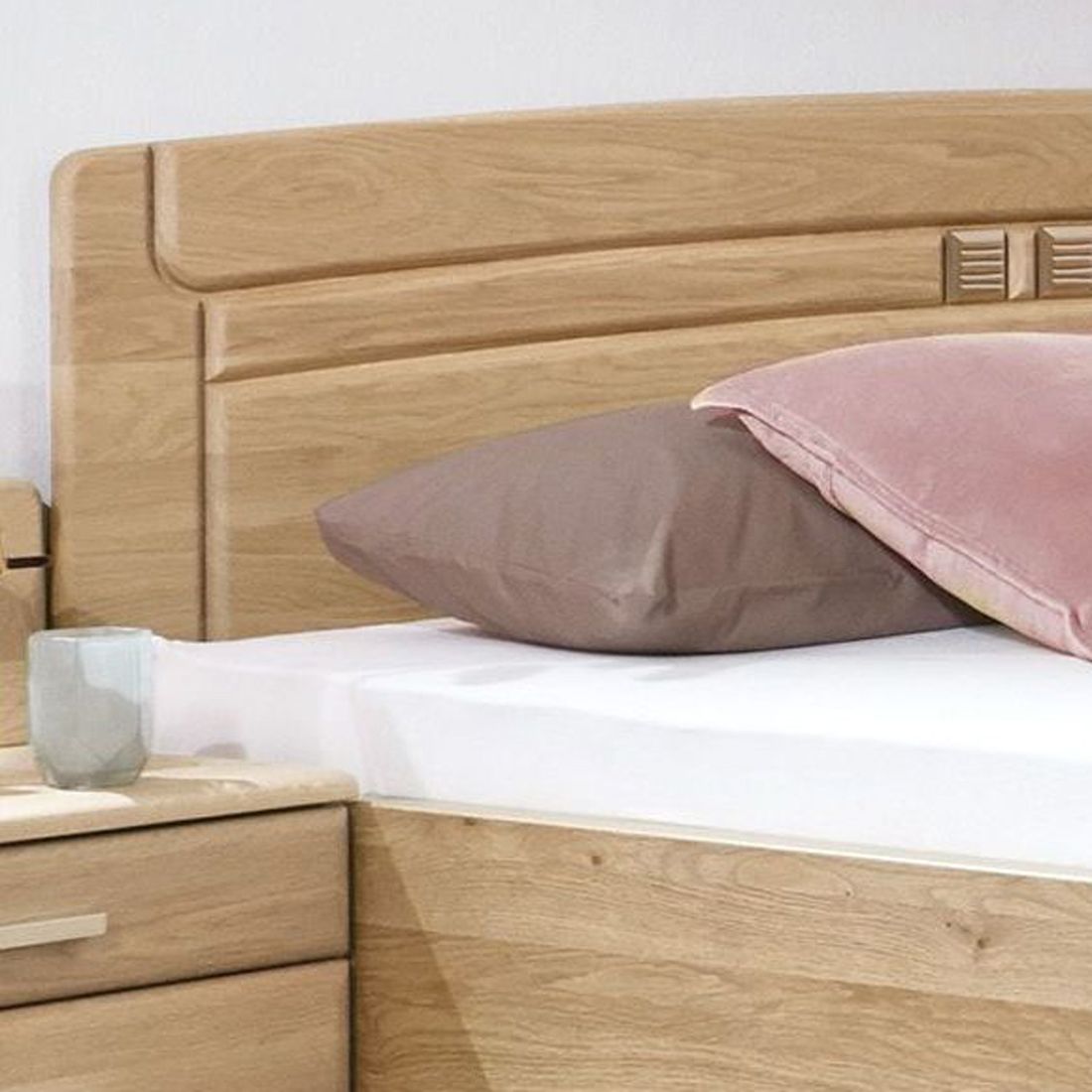 Bett Bloomfield Komfort Eiche teilmassiv mit Schubkasten