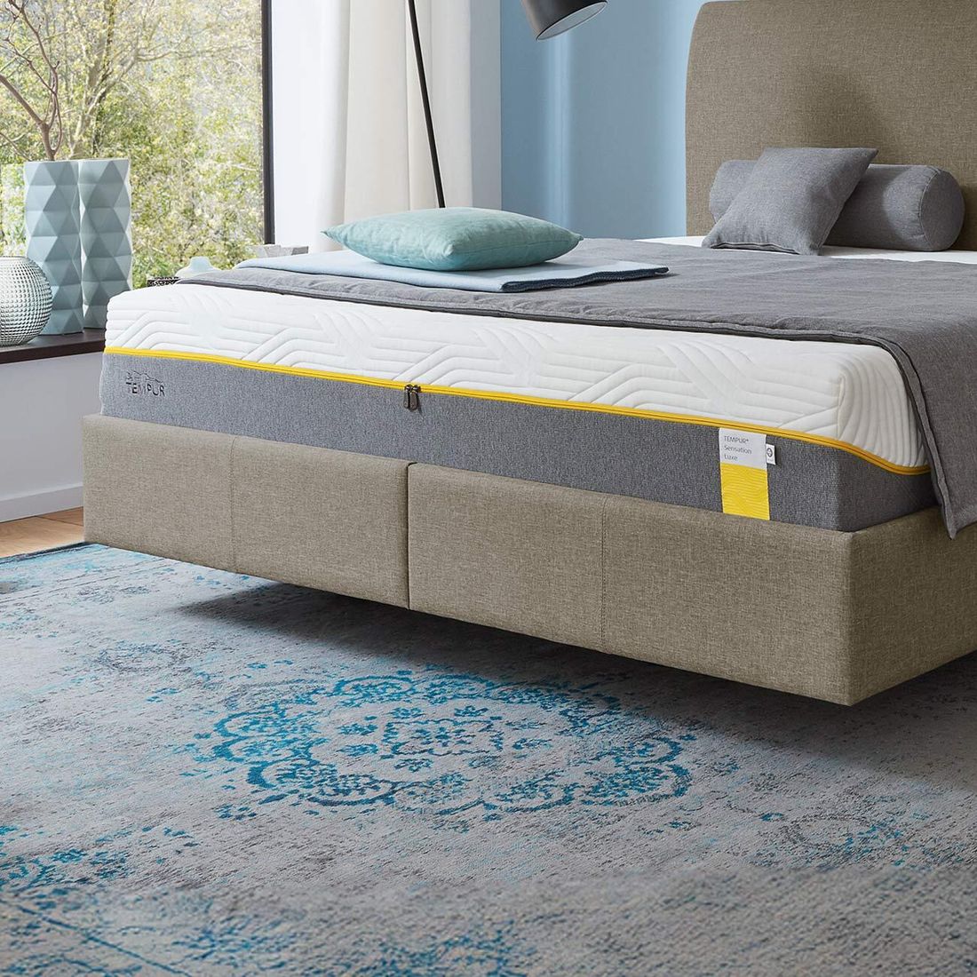 Tempur Polsterbett Classic Komfort Webstoff mit Kopfteil Shape