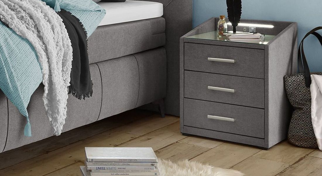 Polsternachttisch Aidan Microvelours H 61cm mit LED-Beleuchtung und USB-Anschluss