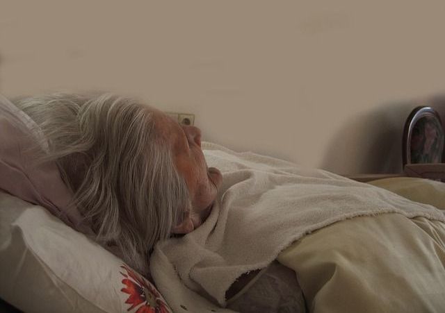Bettlägerige Personen Bettlägerige Personen