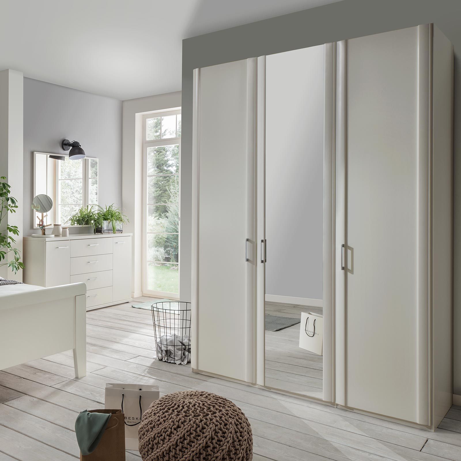 Drehtüren-Kleiderschrank Calimera mit Spiegel H 216cm