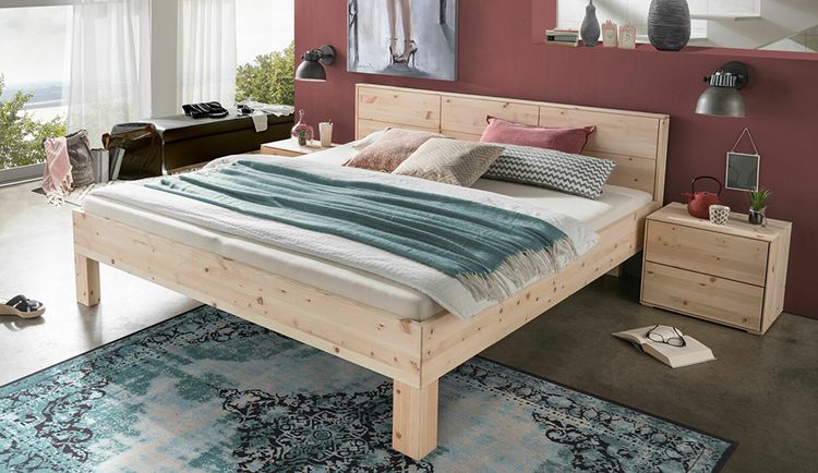 Bett in Komforthöhe