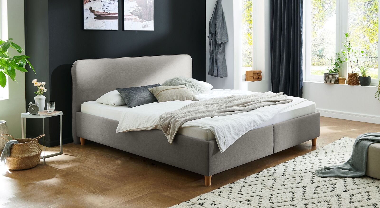 Bett Kannur mit hochwertigem Webstoff in Grau