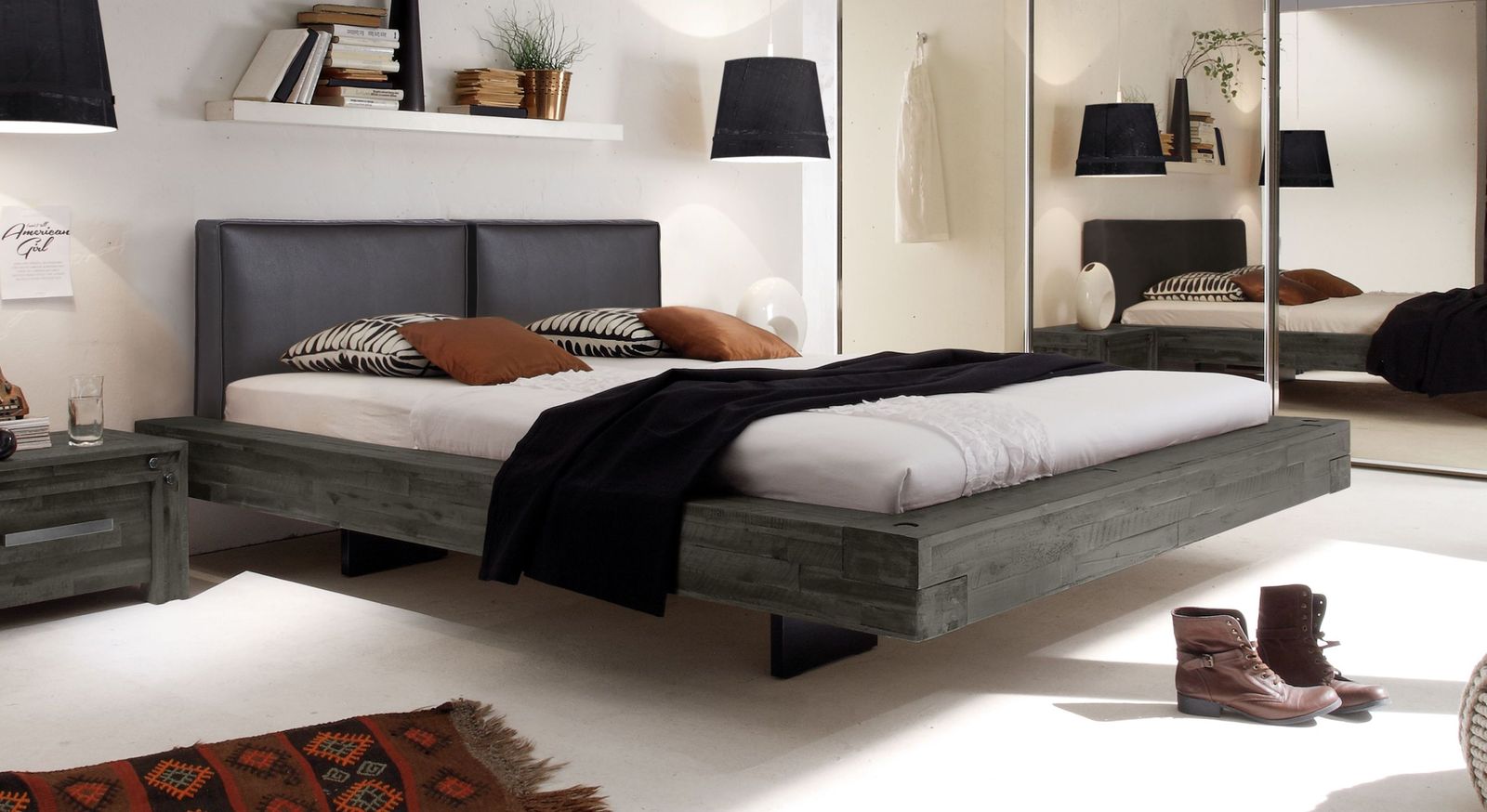 Bett Penco aus grauem Akazienholz