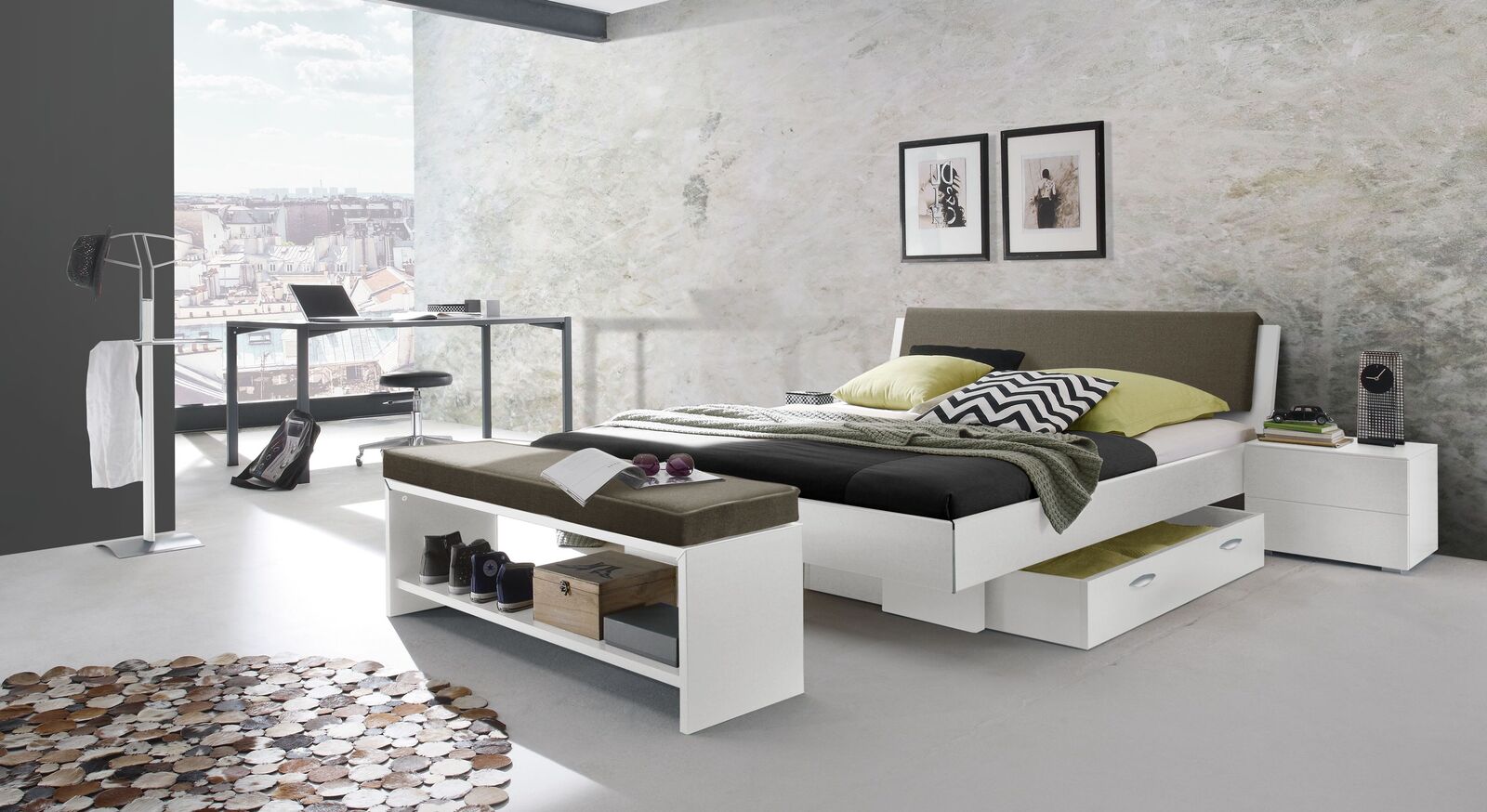 Passende Schlafzimmer-Möbel zum Bett Riverhead