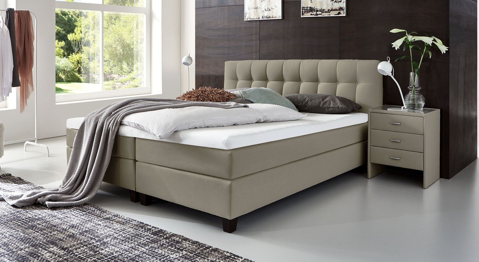 53 cm hohes Boxspringbett Luciano aus Webstoff in Taupe
