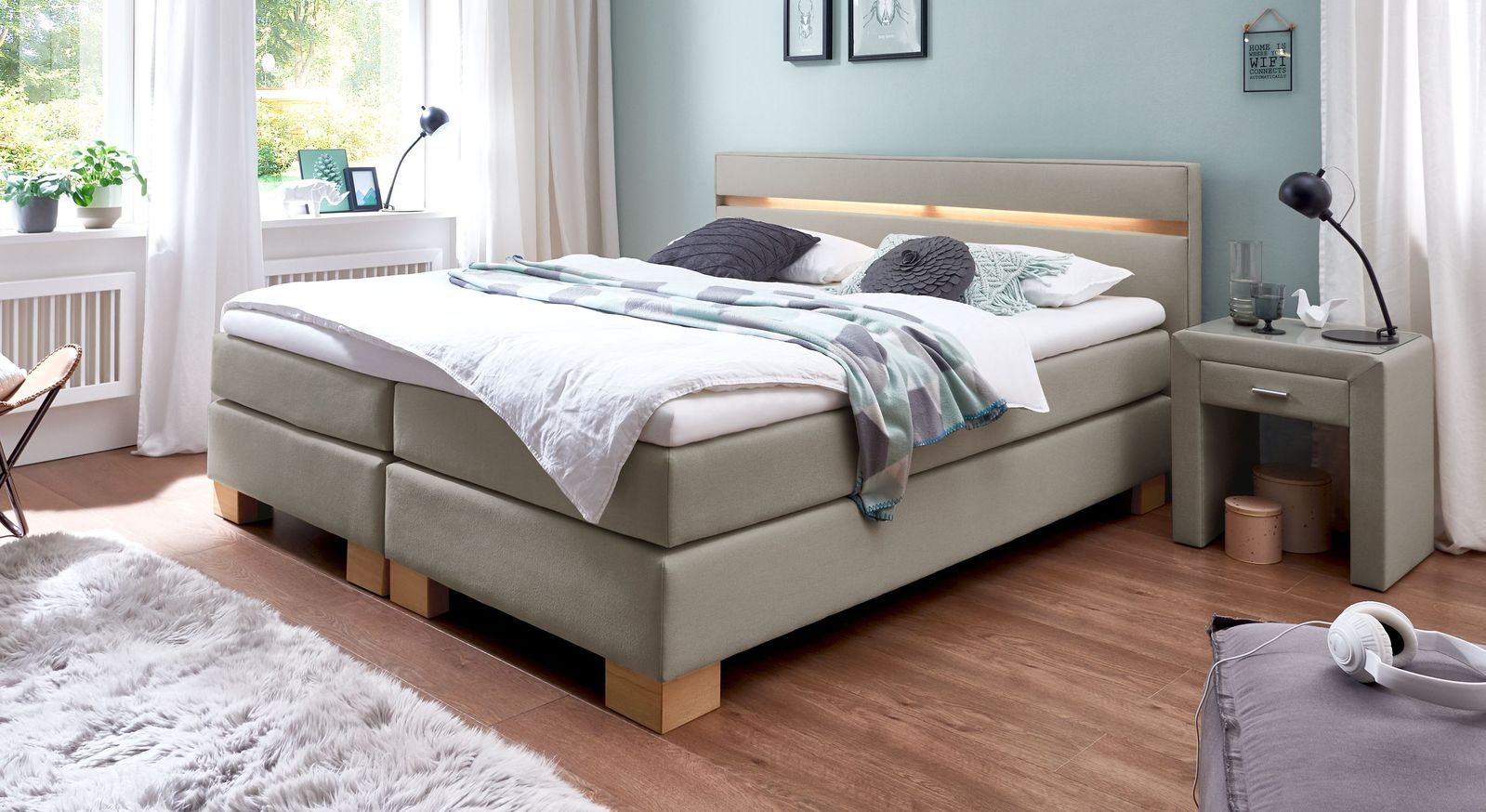 53 cm hohes Boxspringbett Vincenzo aus Webstoff in Taupe