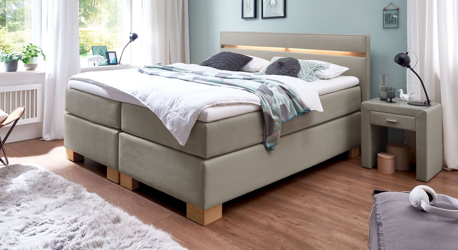 66 cm hohes Boxspringbett Vincenzo aus Webstoff in Taupe