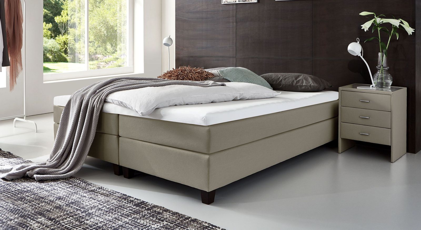 53 cm hohe Boxspringliege Luciano aus Webstoff in Taupe