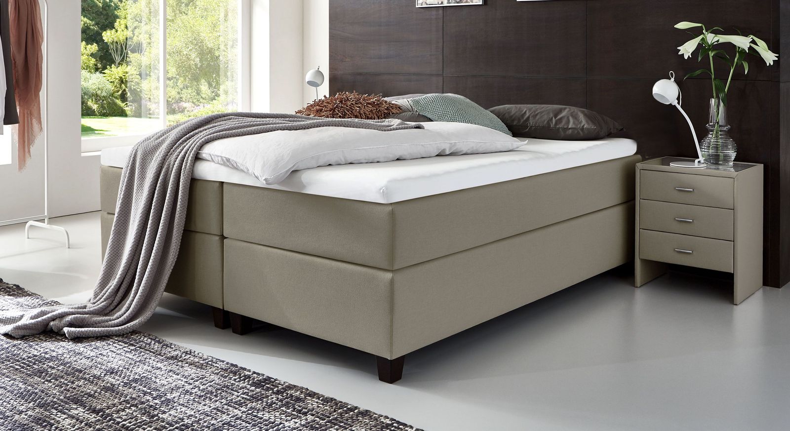66 cm hohe Boxspringliege Luciano aus Webstoff in Taupe