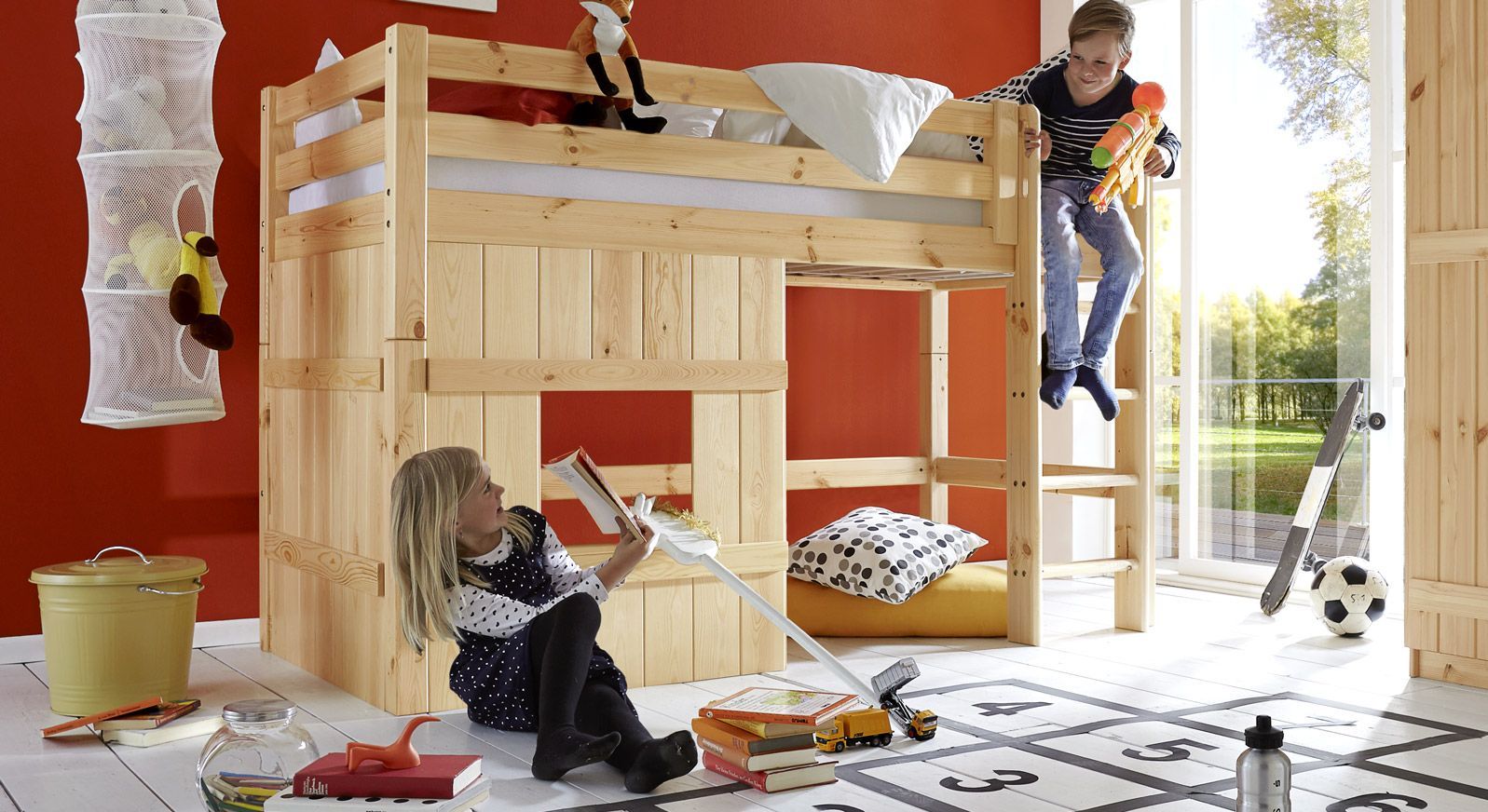Hütten-Hochbett Kids Paradise Basic aus Massivholz online kaufen