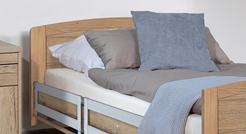 Komfortbett mit Pflegebett-Funktion Ummanz inklusive Kopf- und Fußteil