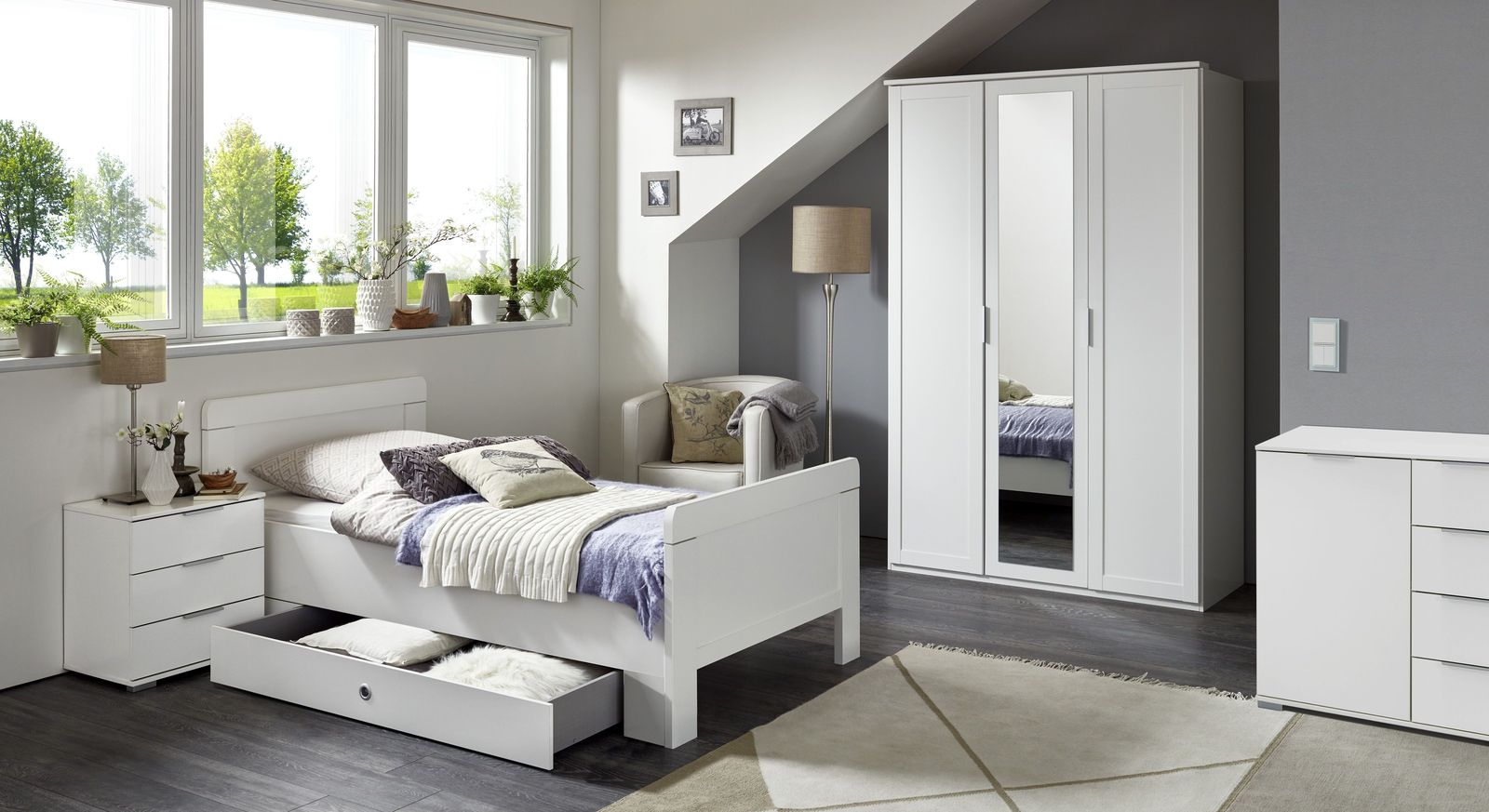 Komplett-Schlafzimmer Aradeo mit Drehtüren-Kleiderschrank