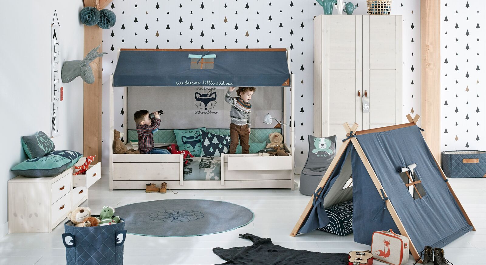 LIFETIME Kinderbett 4-in-1 mit passenden Produkten zum Spielzimmer