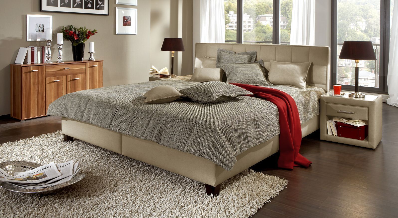 Das hochwertige Polsterbett erhalten Sie in der Farbe natur online bei Betten.de