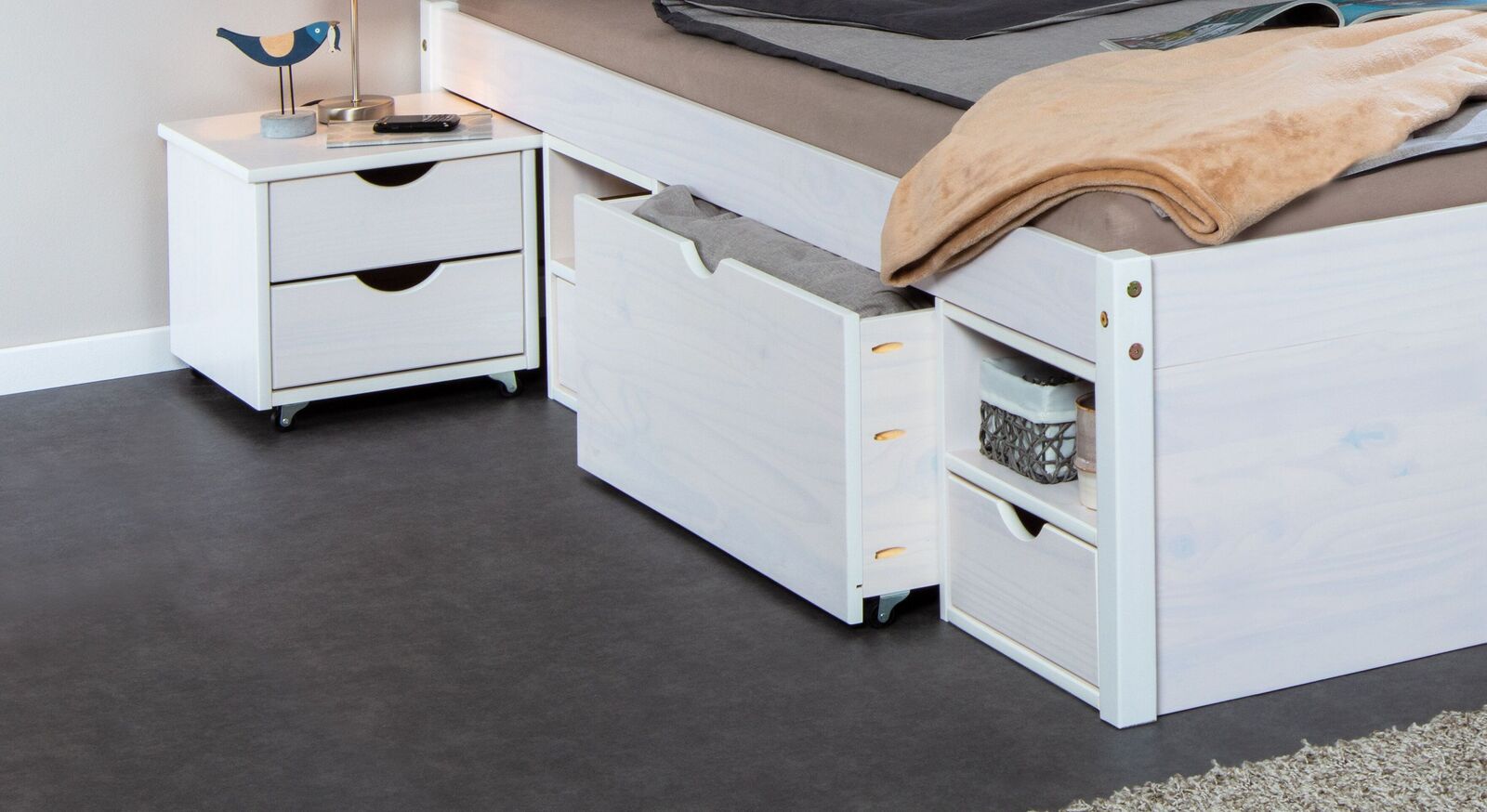 Schubkasten-Doppelbett Göteborg mit zahlreichen Stauraum-Möglichkeiten