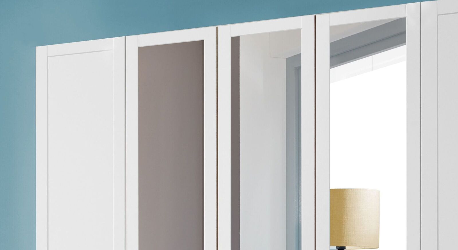 Spiegel-Kleiderschrank Alvito mit stilvoller Kassettenoptik