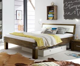 Massives Bett Caldera aus leichtem Akazienholz