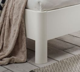 Modernes Komfort-Bett Castelli aus weißem Dekor