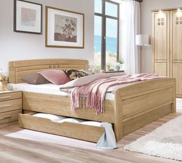 Klassisches und hochwertiges Komfort-Doppelbett Bloomfield