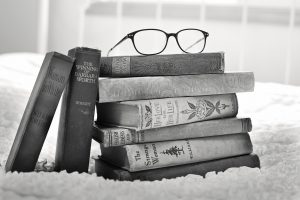 Feng Shui: Bücher bringen viel Yang-Energie in den Schlafraum.